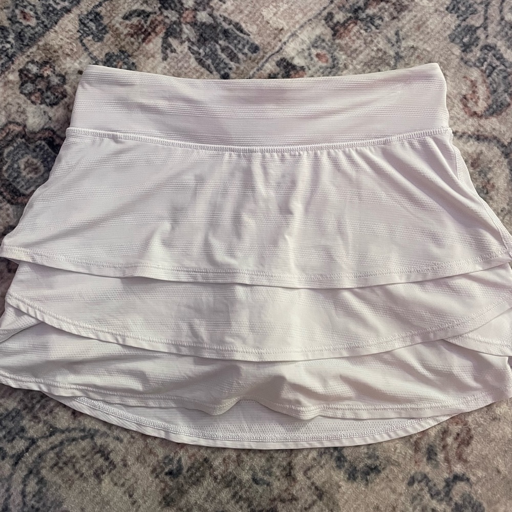 White Athleta girl skirt, Very good condition